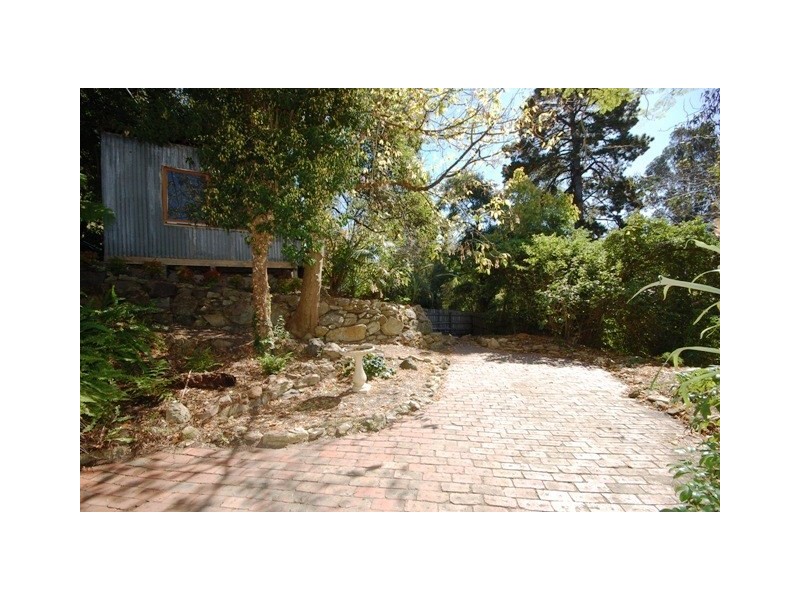 3 Hilltop Crescent, Mount Evelyn VIC 3796