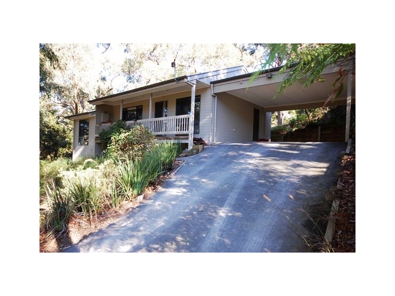 16 a Joy Avenue, Mount Evelyn VIC 3796