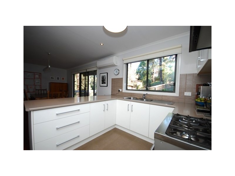 16 a Joy Avenue, Mount Evelyn VIC 3796