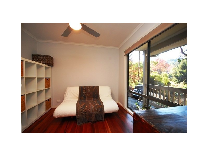 16 a Joy Avenue, Mount Evelyn VIC 3796