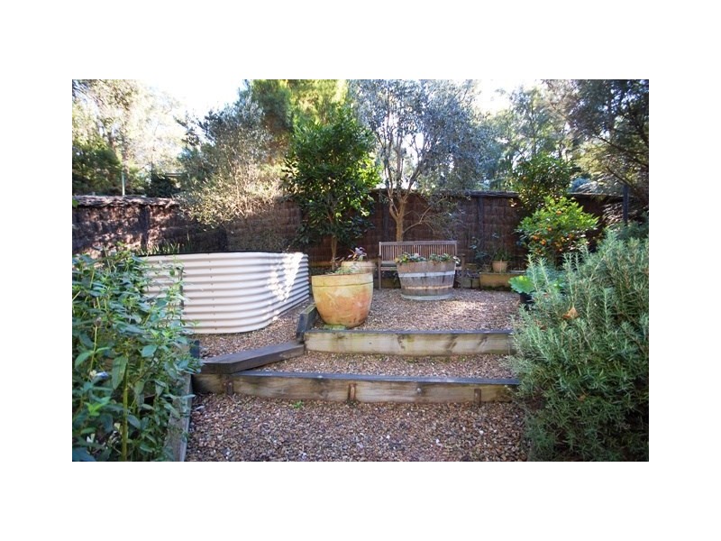 16 a Joy Avenue, Mount Evelyn VIC 3796