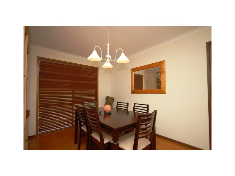 8 Sycamore Grove, Mount Evelyn VIC 3796