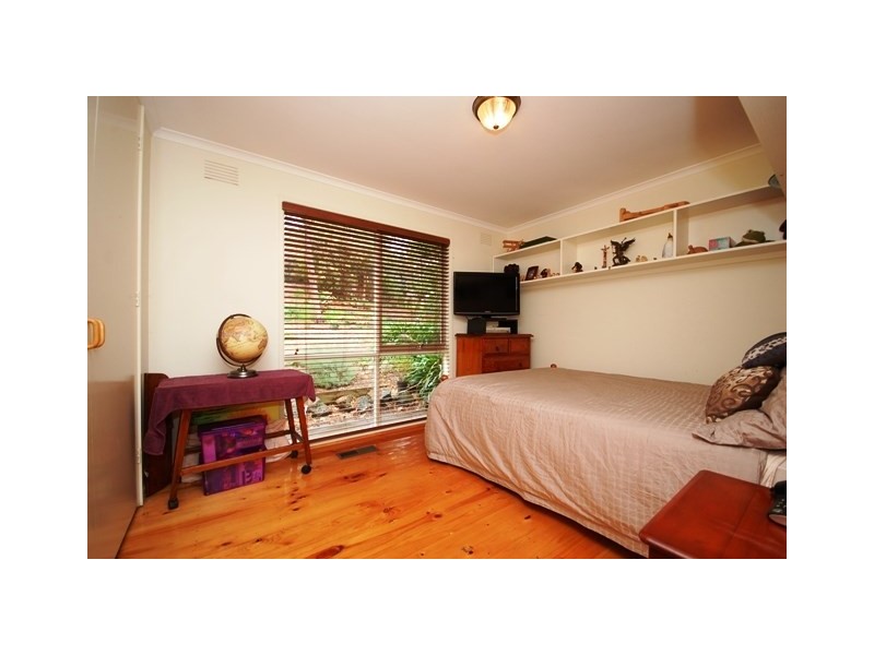 8 Sycamore Grove, Mount Evelyn VIC 3796