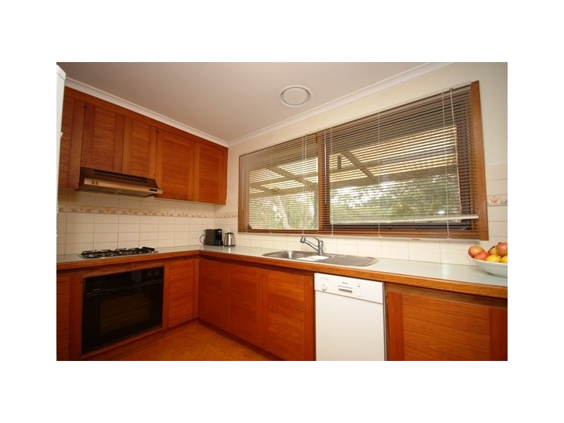 8 Sycamore Grove, Mount Evelyn VIC 3796