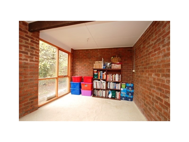 8 Sycamore Grove, Mount Evelyn VIC 3796