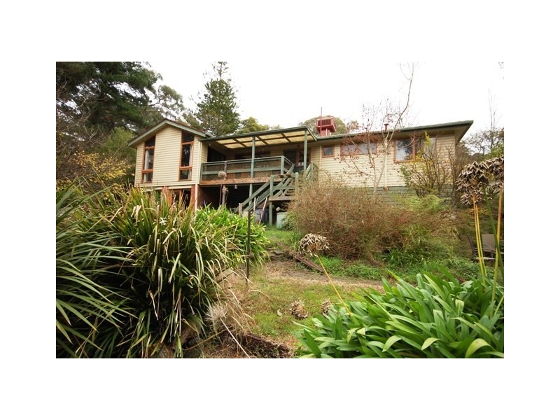 8 Sycamore Grove, Mount Evelyn VIC 3796