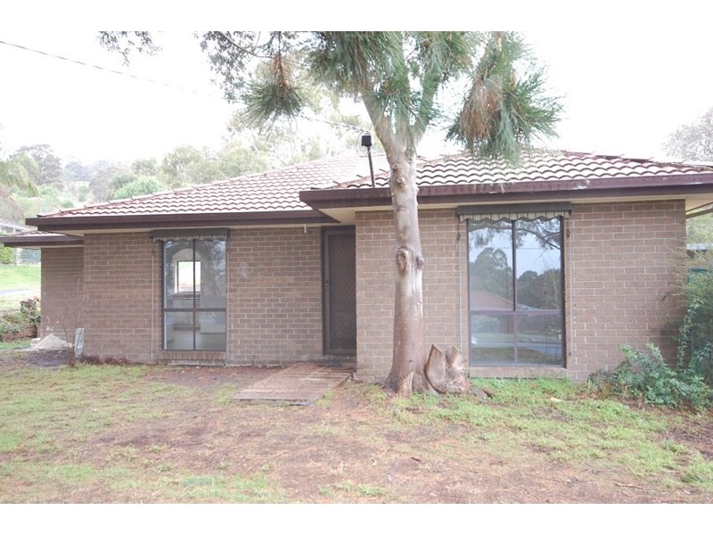 28 Trafalgar Crescent, Lilydale VIC 3140