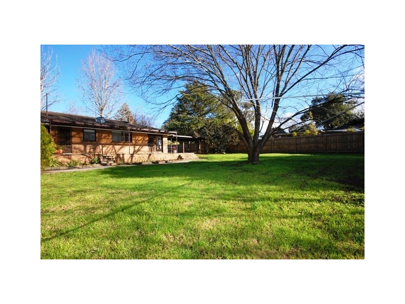 33 Fernhill Road, Mount Evelyn VIC 3796