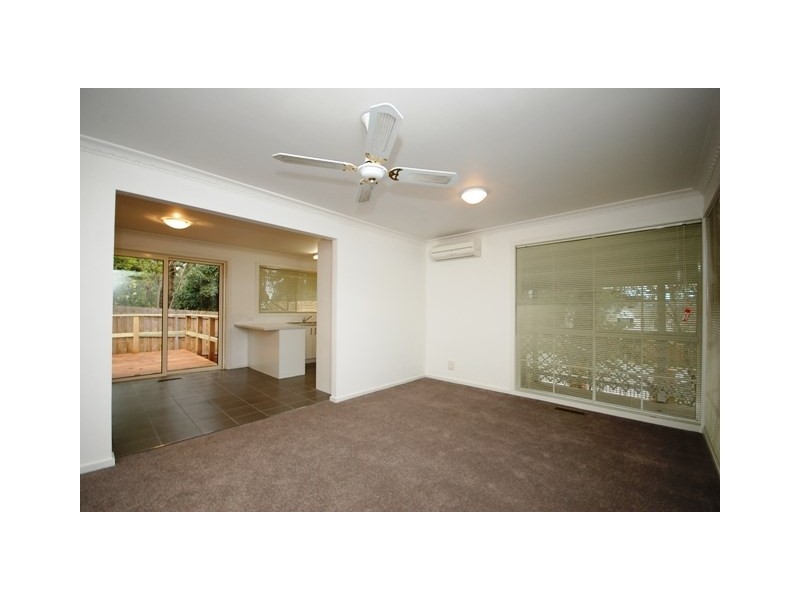 1/205 Dorset Road, Croydon VIC 3136