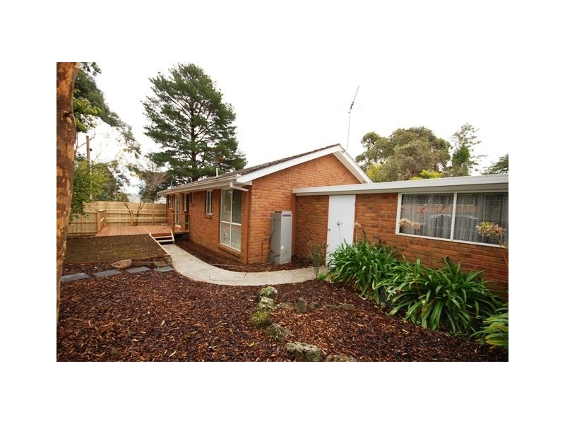 1/205 Dorset Road, Croydon VIC 3136