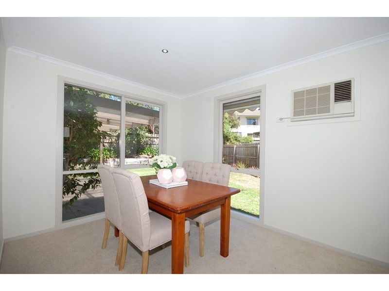 17 Lynwood Avenue, Ringwood East VIC 3135