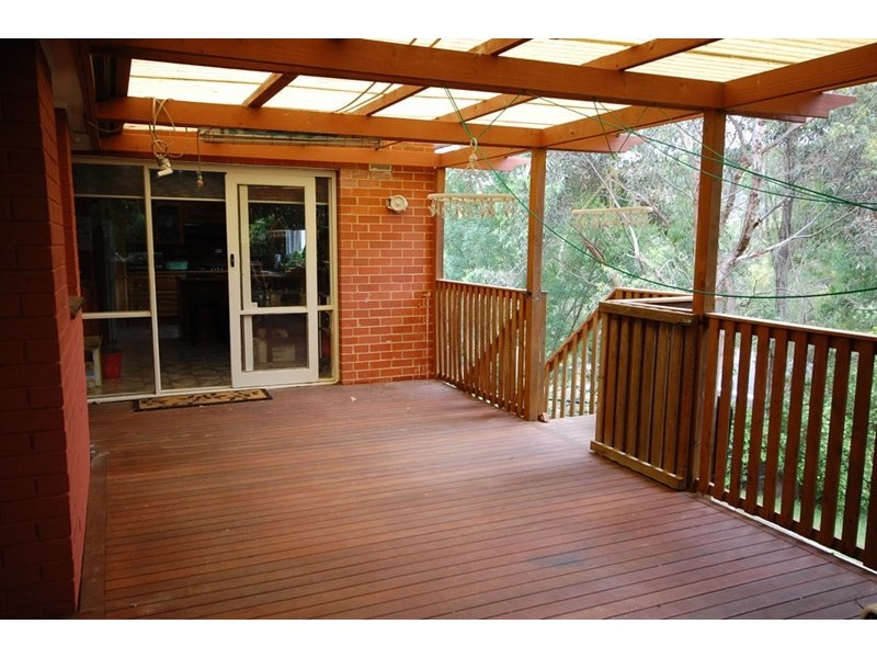 31 Commercial Road, Mount Evelyn VIC 3796