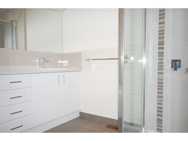 6a Rue De Gare, Wandin North VIC 3139