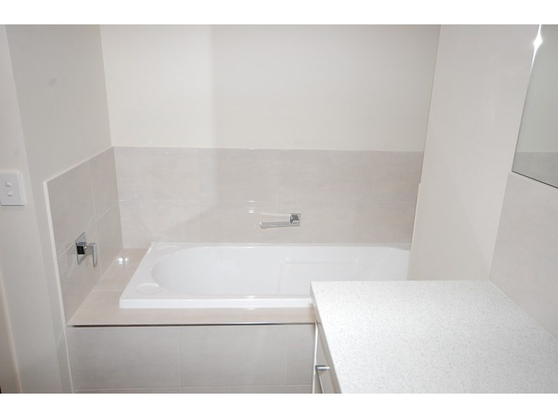 6a Rue De Gare, Wandin North VIC 3139