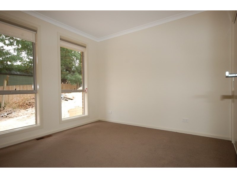 6a Rue De Gare, Wandin North VIC 3139