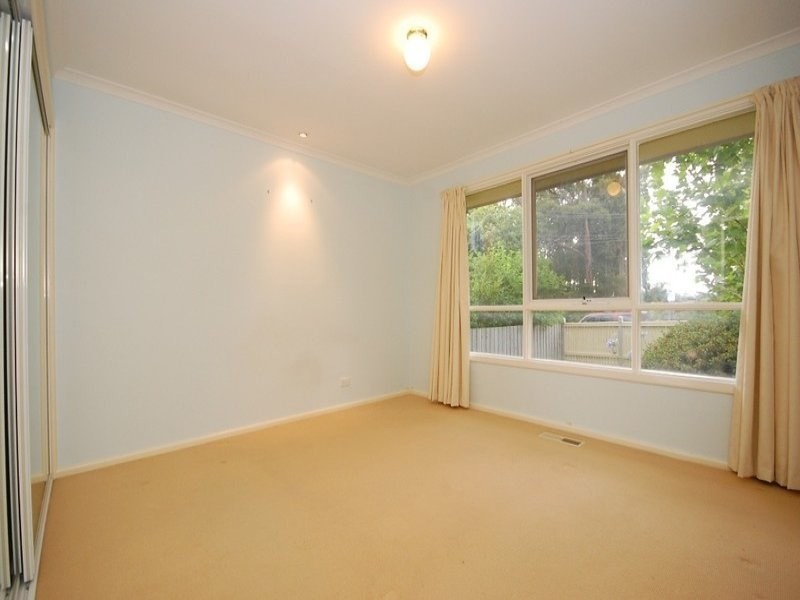 2 Bradman Avenue, Mount Evelyn VIC 3796