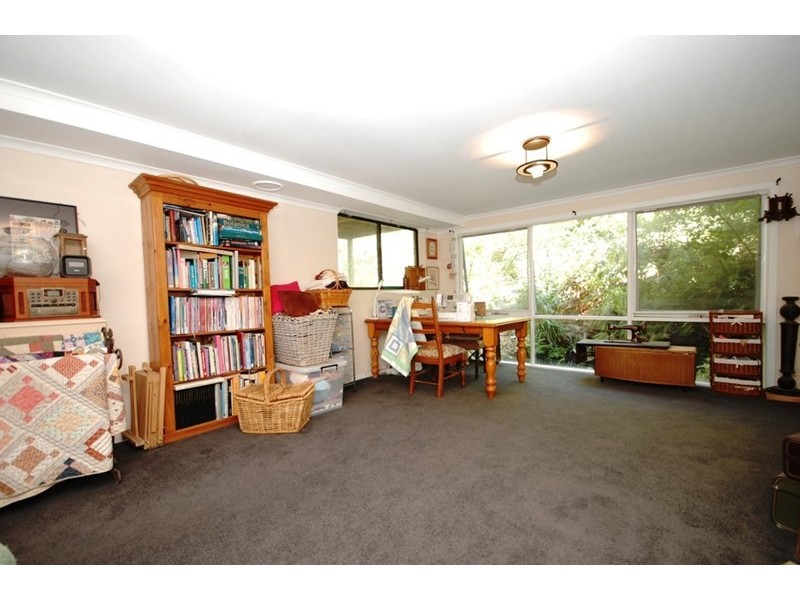 2 Charteris Road, Wandin East VIC 3139