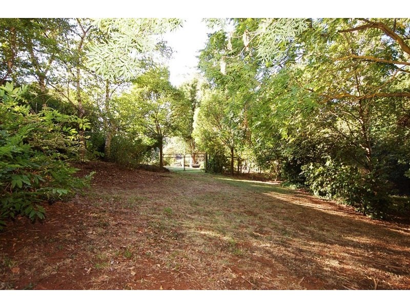 2 Charteris Road, Wandin East VIC 3139