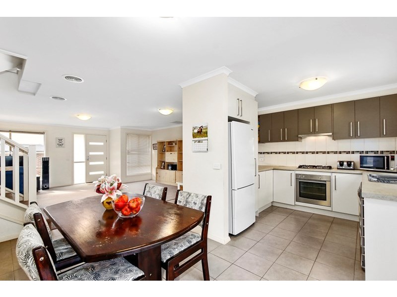 3, 7-9 Clyde Street, Lilydale VIC 3140