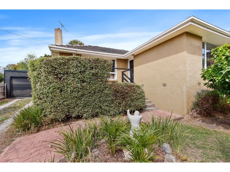 56 Fernhill Road, Mount Evelyn VIC 3796