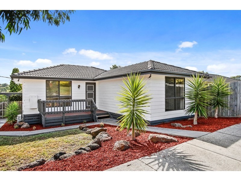 1 Poyner Avenue, Lilydale VIC 3140