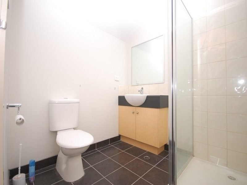 92/13-15 Hewish Road, Croydon VIC 3136