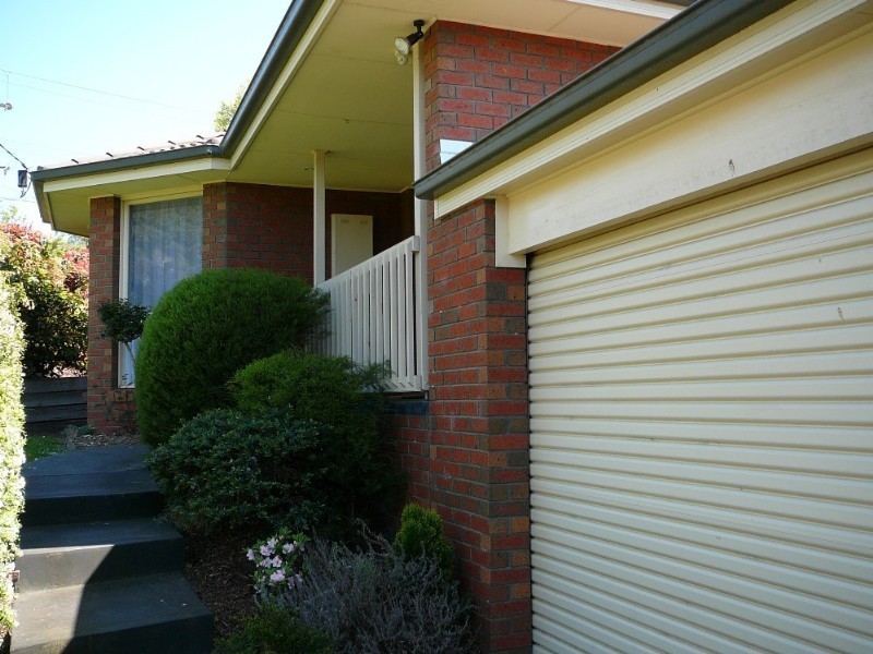 1/1 Huntingdale Drive, Chirnside Park VIC 3116