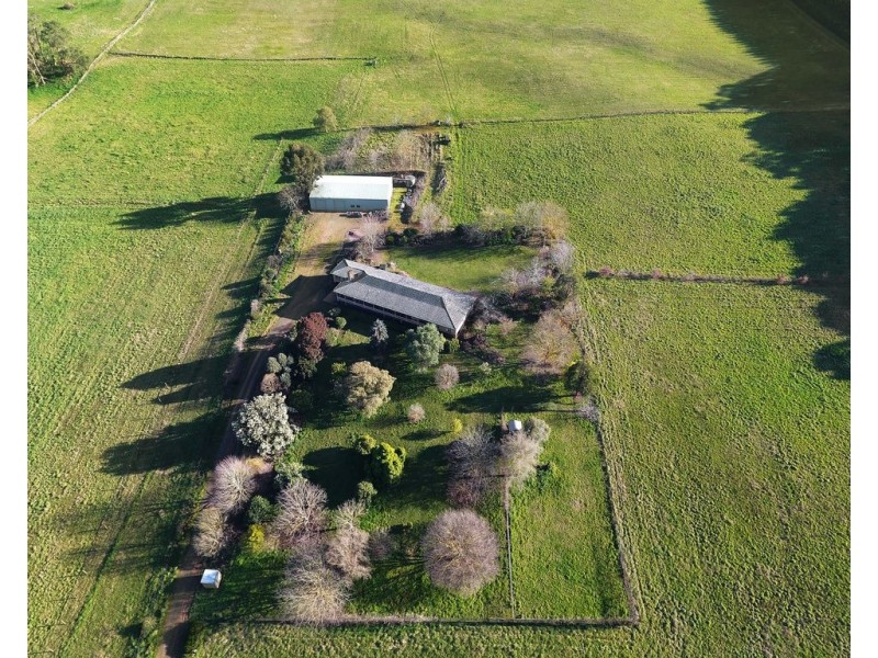25 Koala Road, Seville VIC 3139