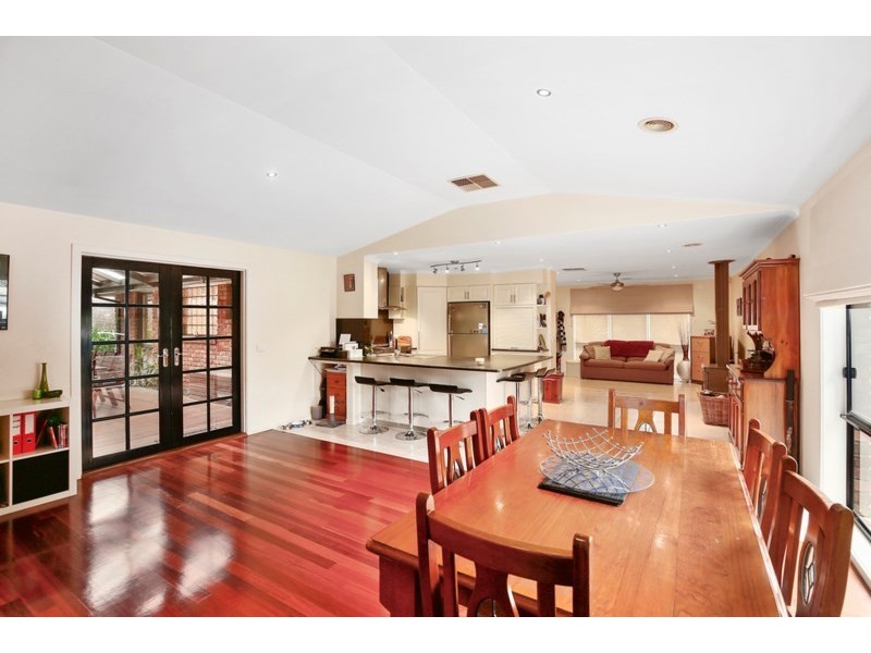 6 Hawkins Road, Montrose VIC 3765