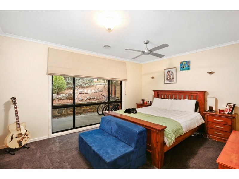 6 Hawkins Road, Montrose VIC 3765