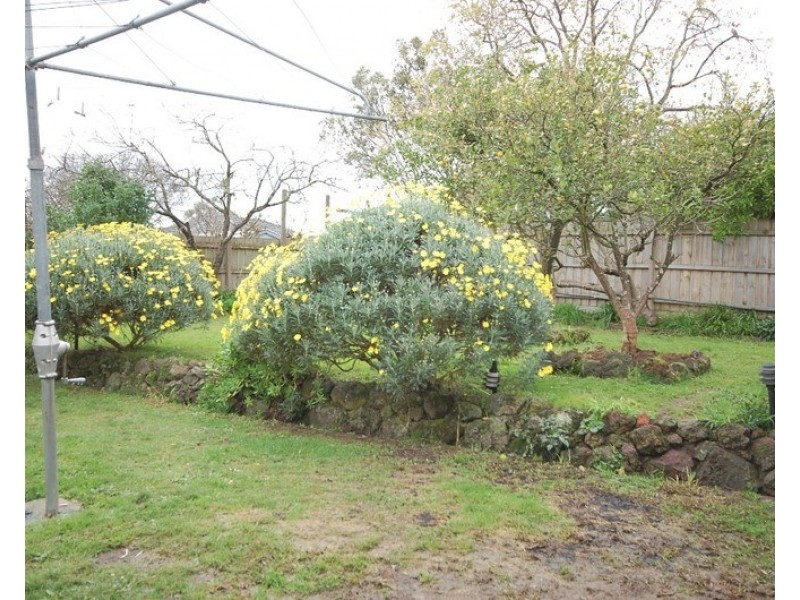 5 Delville Street, Mooroolbark VIC 3138