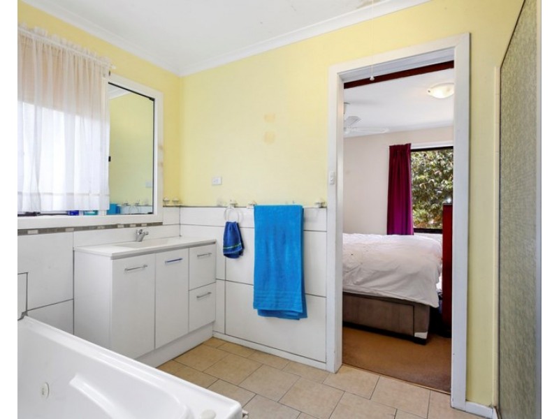 6 Waycott Way, Mount Evelyn VIC 3796