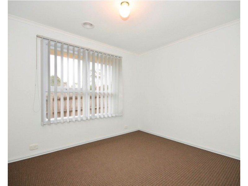 82 Croydondale Drive, Mooroolbark VIC 3138