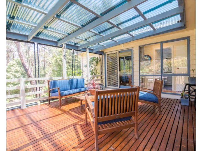 8 Lusatia Park Road, Woori Yallock VIC 3139