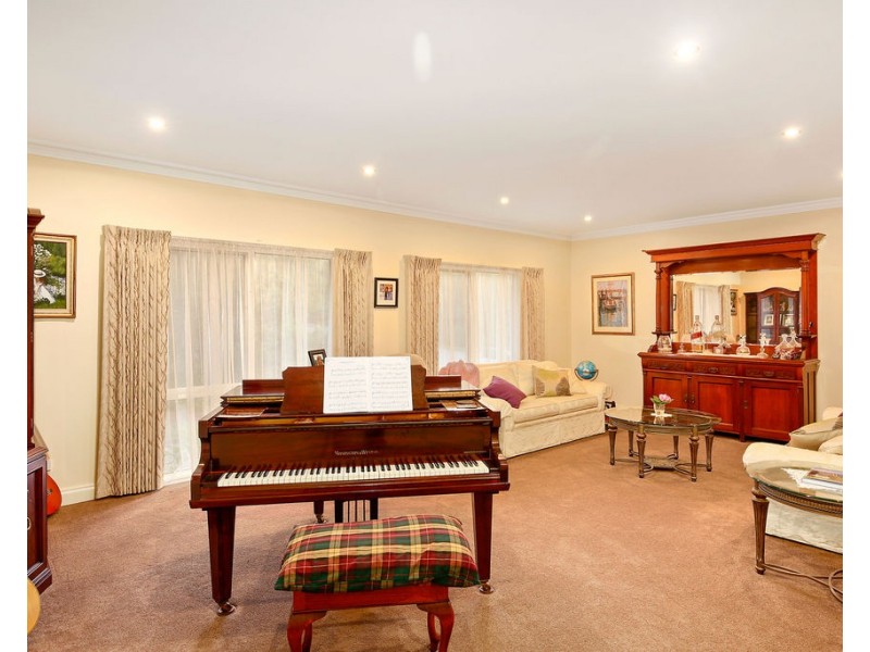 7-9 Warrawee Road, Mount Evelyn VIC 3796