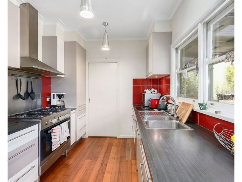 6 Rue De Gare, Wandin North VIC 3139