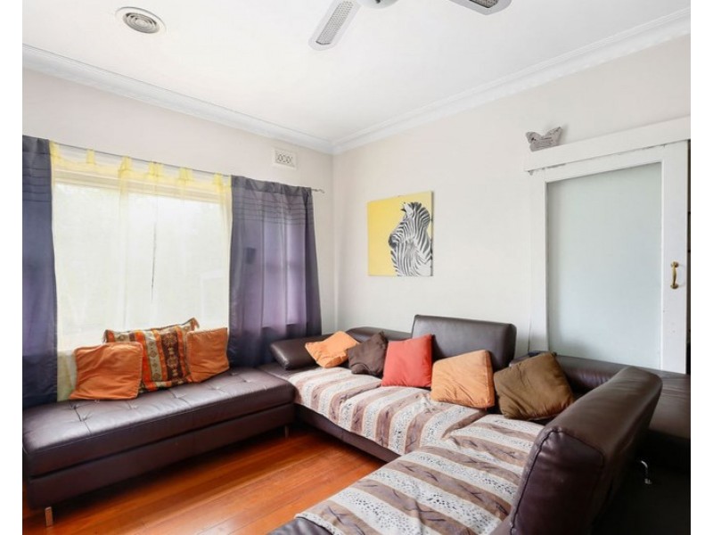 6 Rue De Gare, Wandin North VIC 3139