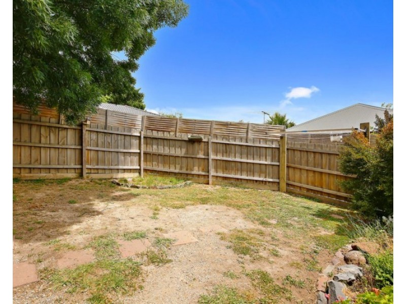 6 Rue De Gare, Wandin North VIC 3139