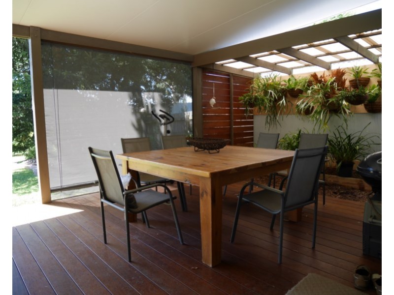 11 Margaret Road, Mount Evelyn VIC 3796