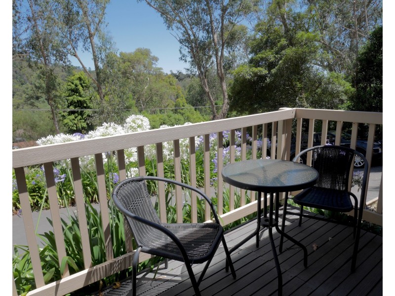 66 Commercial Road, Mount Evelyn VIC 3796