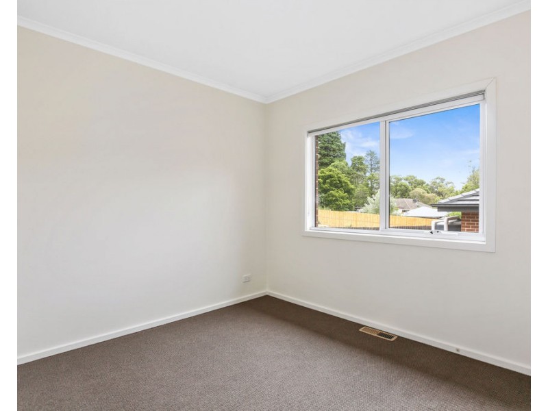 4/11 Glen View Road, Mount Evelyn VIC 3796