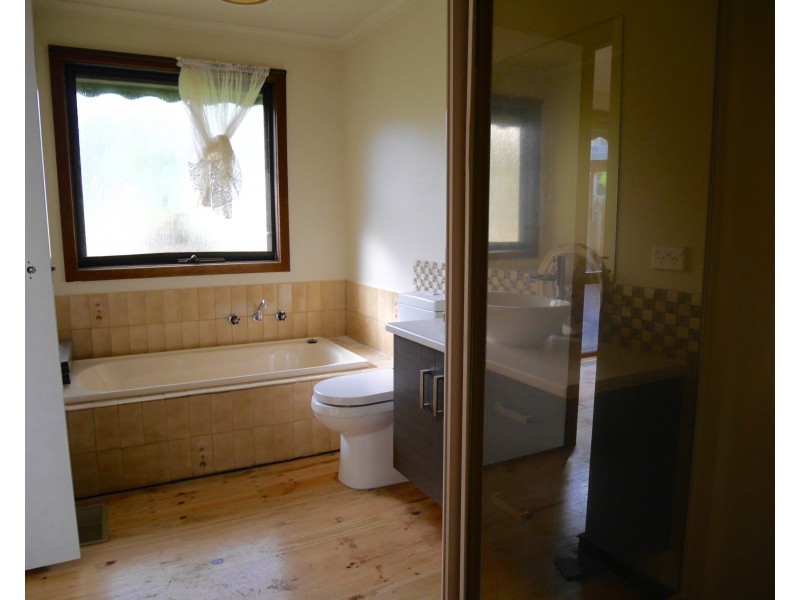 21 Huntingdale Drive, Chirnside Park VIC 3116