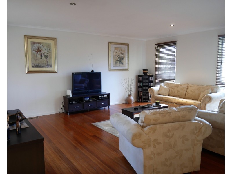 3 Bourke Street, Mount Evelyn VIC 3796