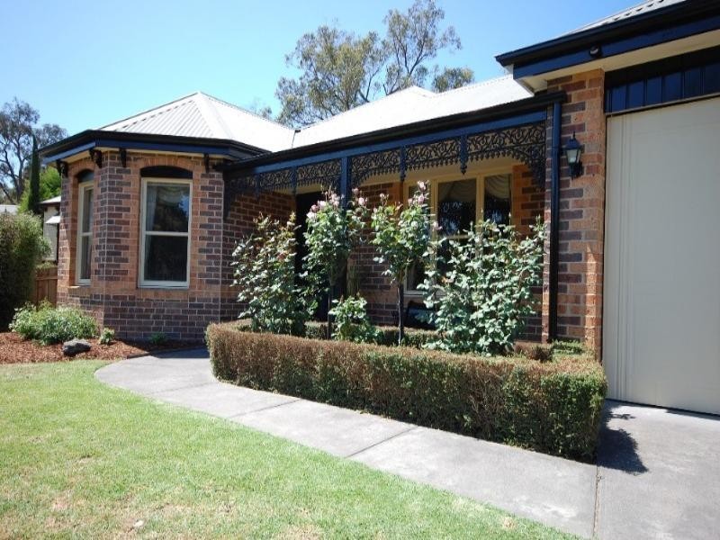 8 Pearl Court, Mount Evelyn VIC 3796