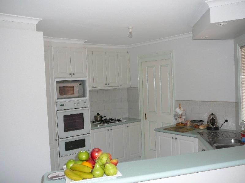 27 Blue Ridge Drive, Mooroolbark VIC 3138