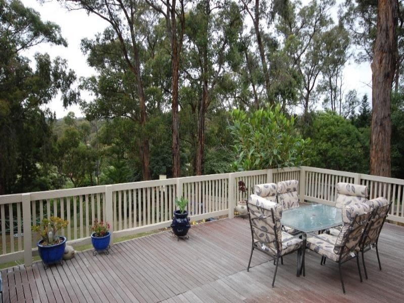 36 Russell Street, Mount Evelyn VIC 3796