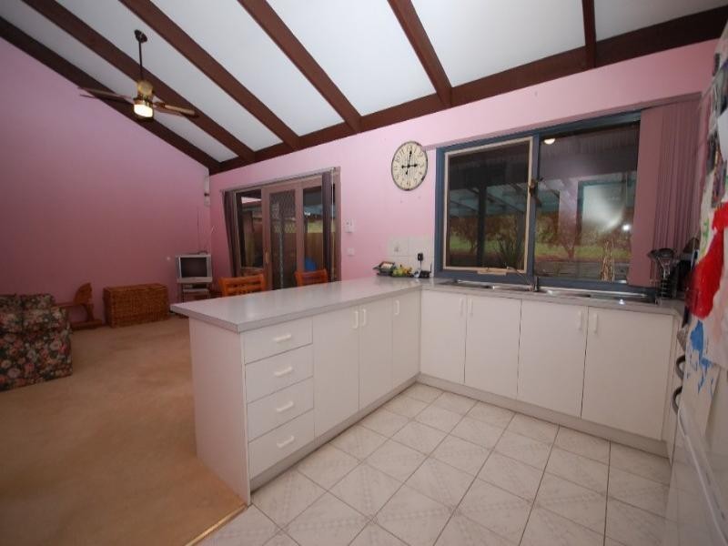 22 Old Warburton HigHighway, Seville VIC 3139