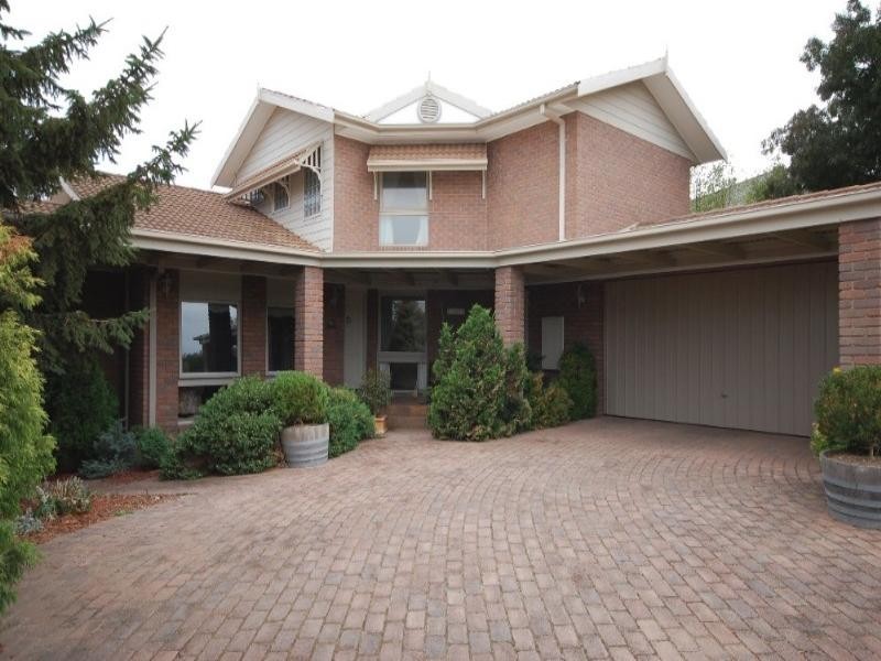 76 Partridge Way, Mooroolbark VIC 3138