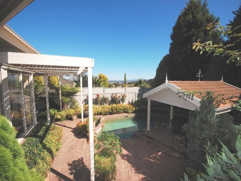 76 Partridge Way, Mooroolbark VIC 3138