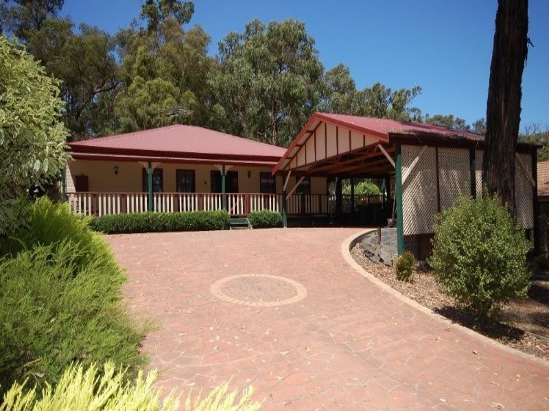 156 Bailey Road, Mount Evelyn VIC 3796